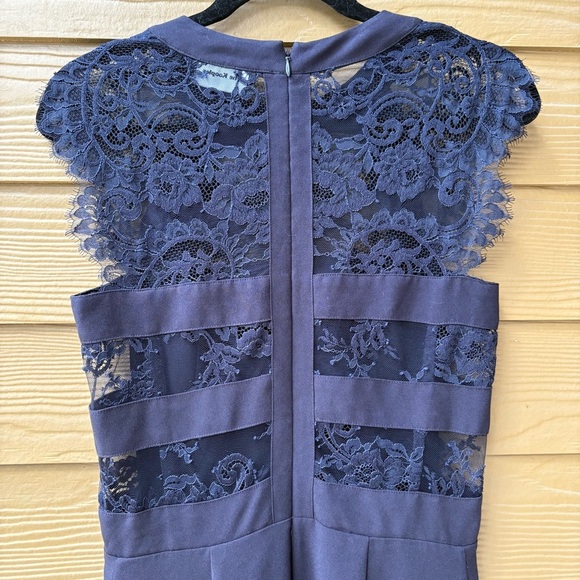 The Kooples Lace Cut Out Crepe Dress in Navy Size Small - Picture 6 of 10